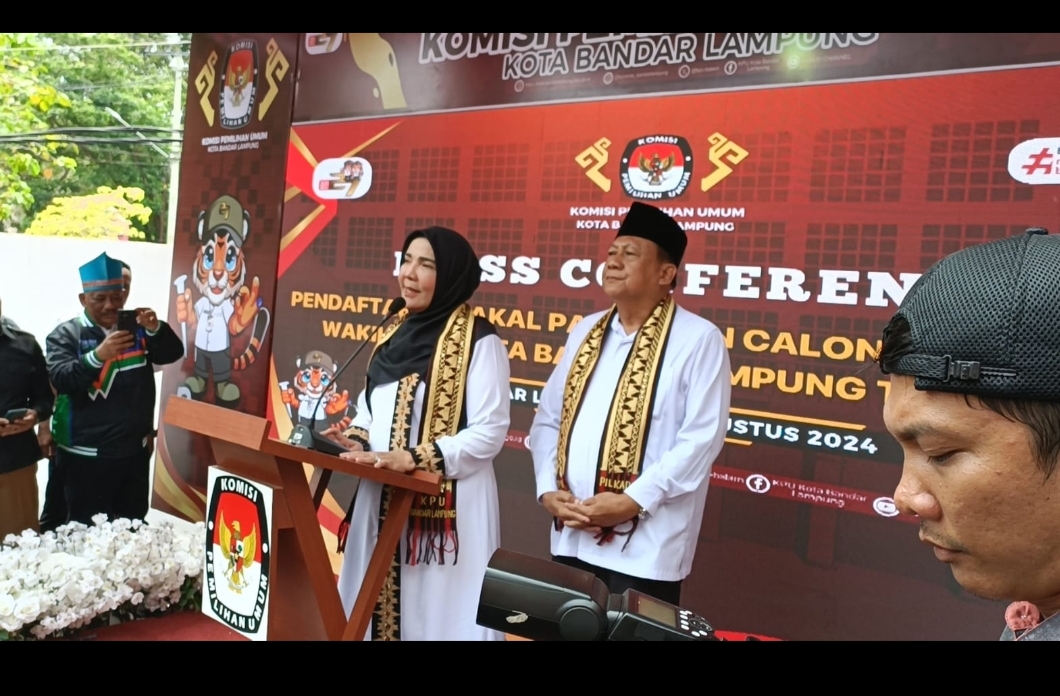 Pandawa Lampung Iringi Eva Dwiana dan Deddy Amarullah Daftar di KPU Bandar Lampung