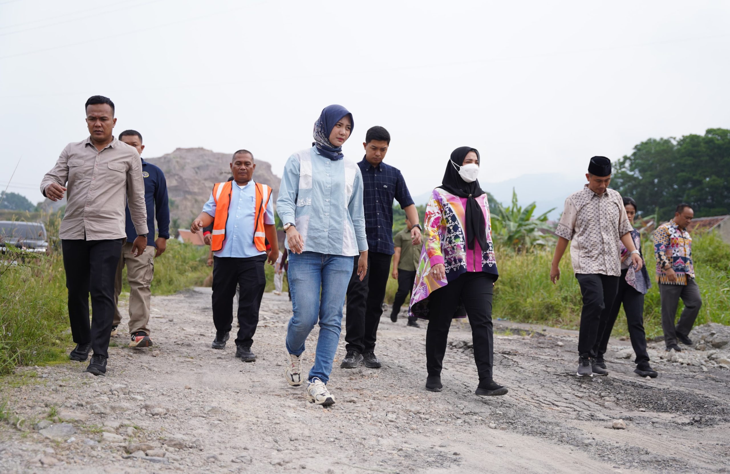 Pemerintah Kota Bandar Lampung Cor Beton Jalan Teuku Cik Ditiro