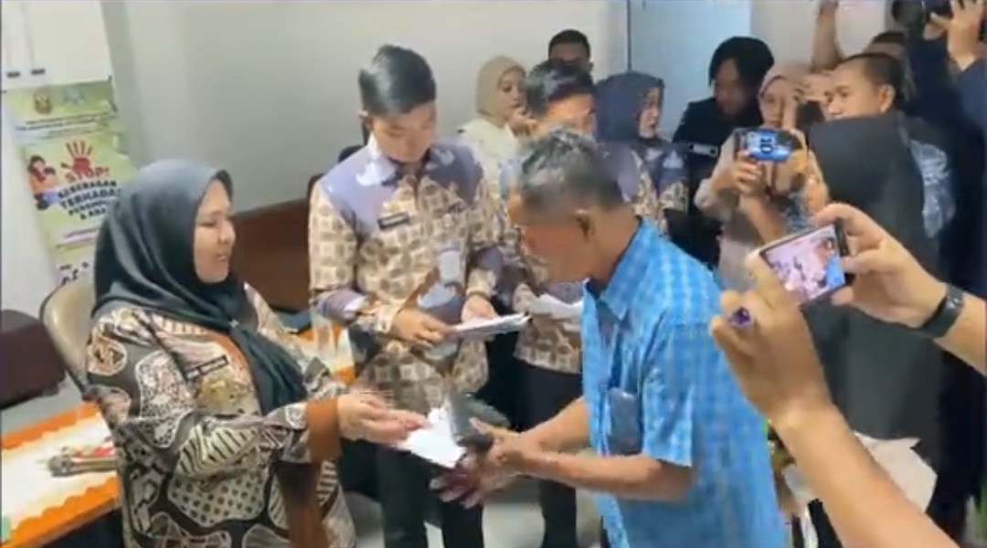 Wali Kota Eva Dwiana Pastikan Tak Ada Lagi Anak Putus Sekolah Akibat Biaya di Bandar Lampung