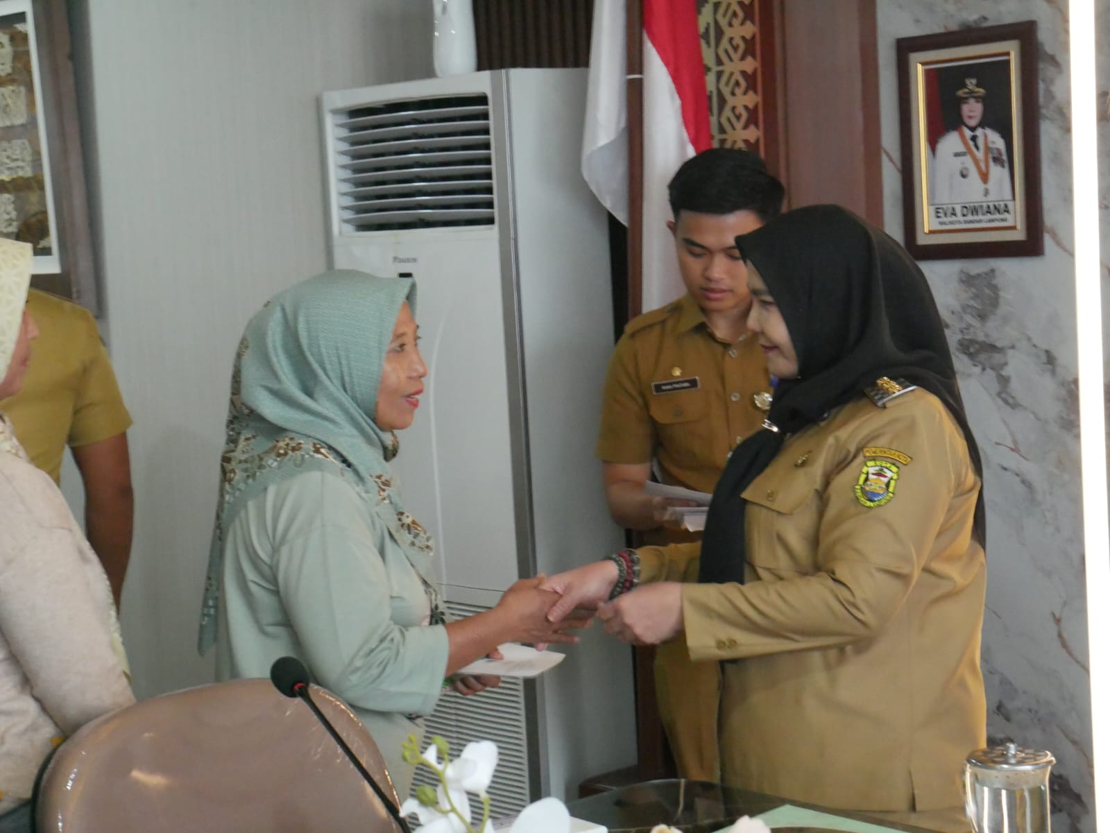 Aksi Cepat Pemkot Bandar Lampung: 24 Warga Terima Santunan Bencana dan Pengobatan Hingga Puluhan Juta