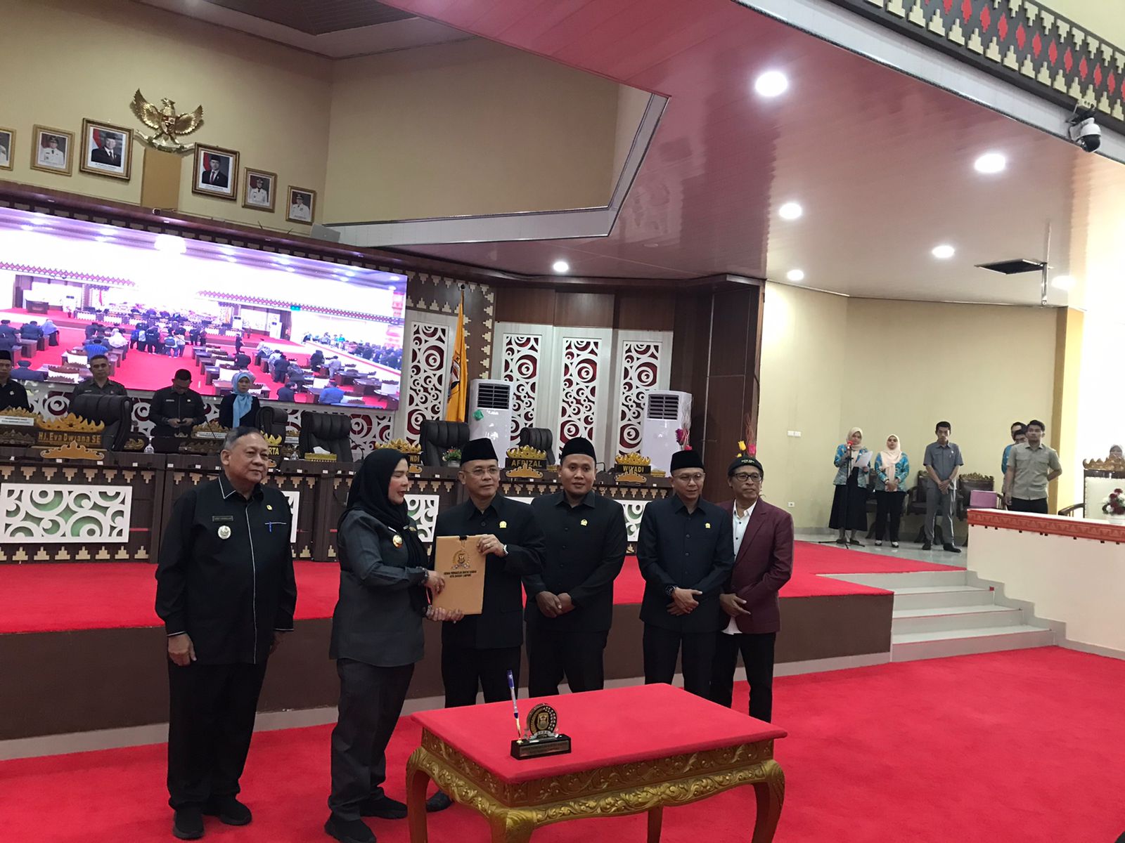 DPRD dan Pemkot Bandar Lampung Sahkan Raperda Pengelolaan Barang Milik Daerah Menjadi Perda