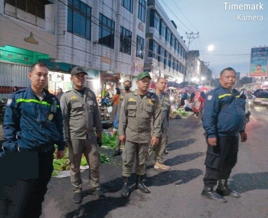 Pasar Gintung dan SMEP Tak Lagi ‘Semrawut’, Polisi & Satpol PP Turun Tangan Tertibkan Parkir Liar