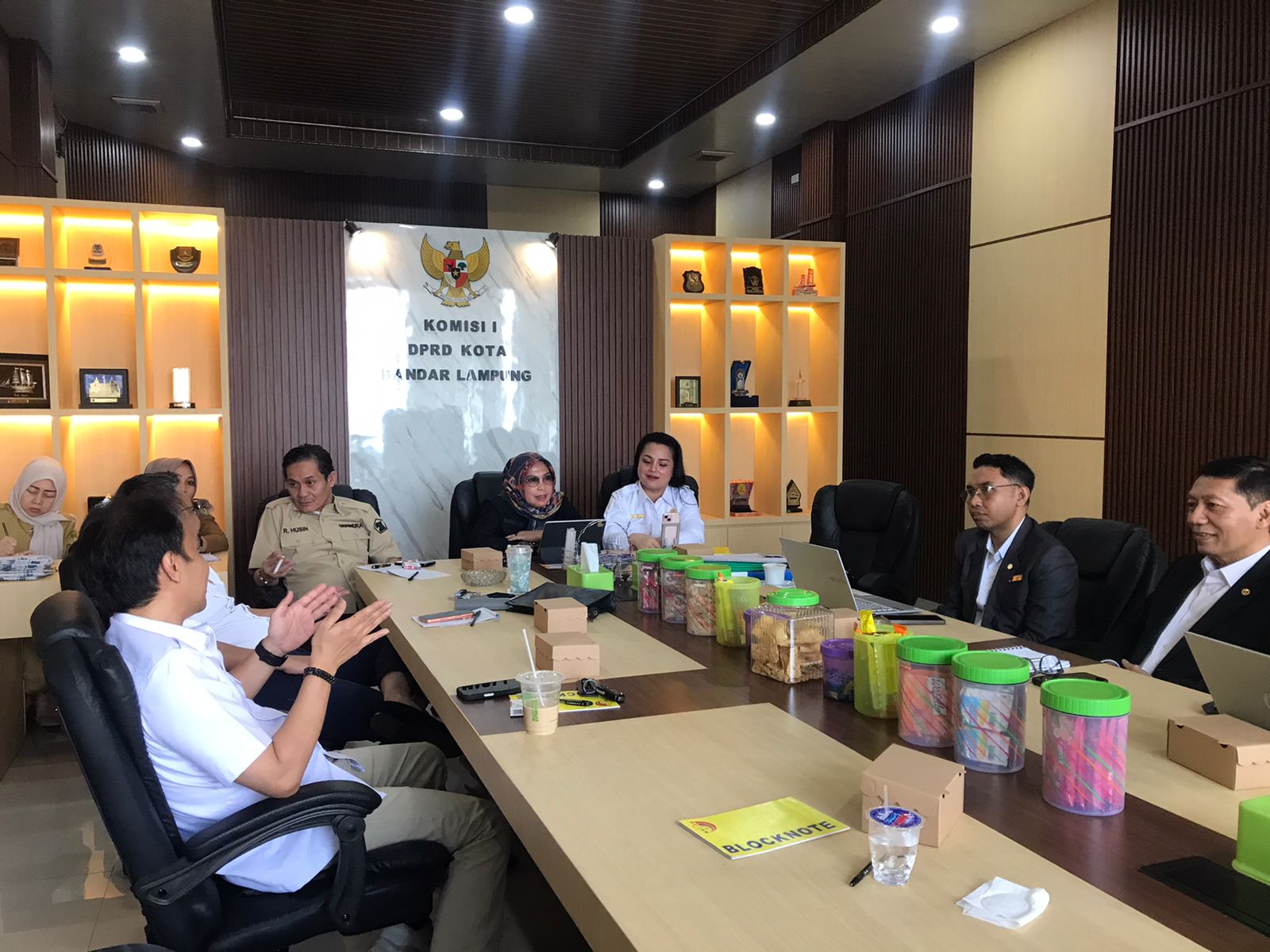 Komisi I DPRD Gelar Hearing dengan Manajemen Swiss-Belhotel Lampung Terkait Balita Tewas Tenggelam