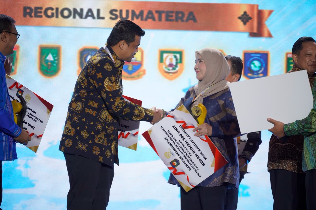 Sukseskan Program 3 juta rumah, Pemkot Bandar Lampung Kembali Raih Penghargaan