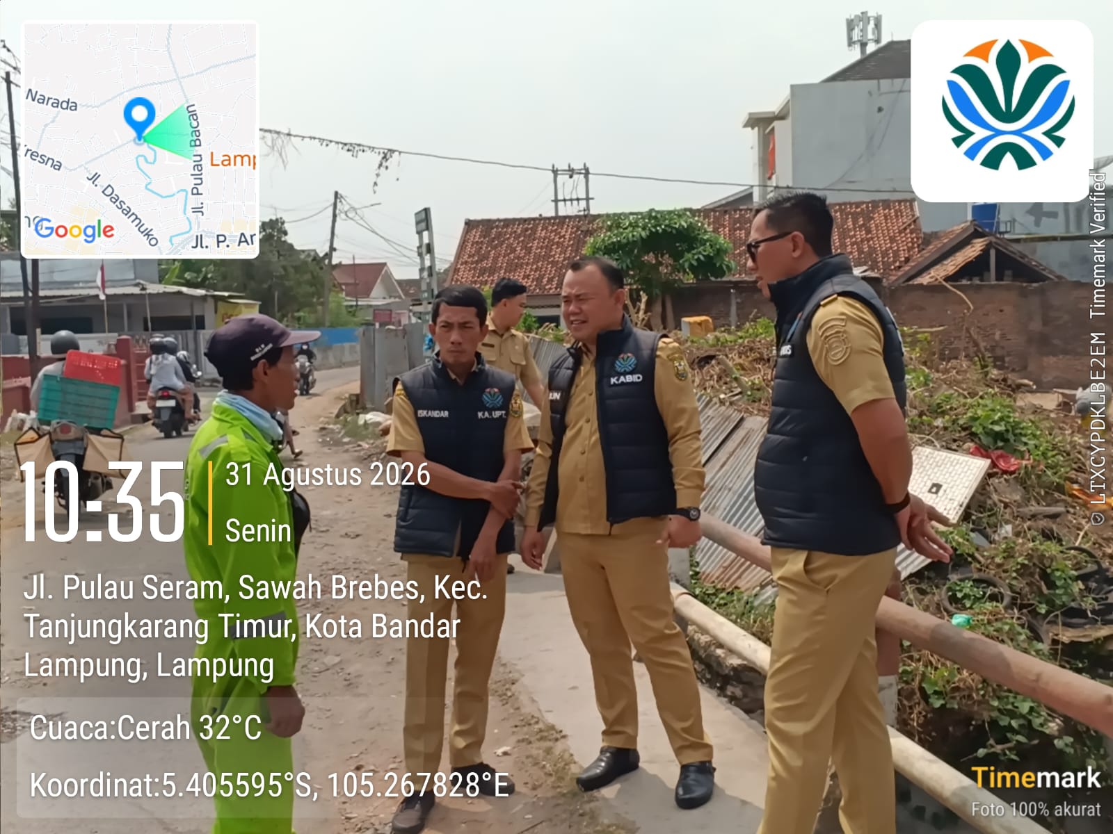 Tindaklanjuti Perintah Wali Kota, DLH Bandar Lampung Bersihkan Sungai di Pulau Seram