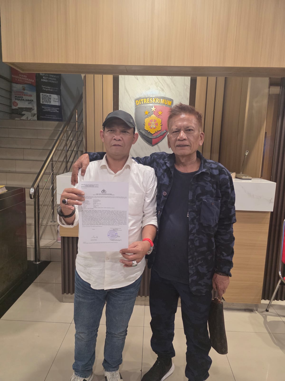 Pekerja Sentul City mendirikan bedeng bangunan untuk para pekerja di lahan milik Palem Boko tanpa izin. FOTO: IST