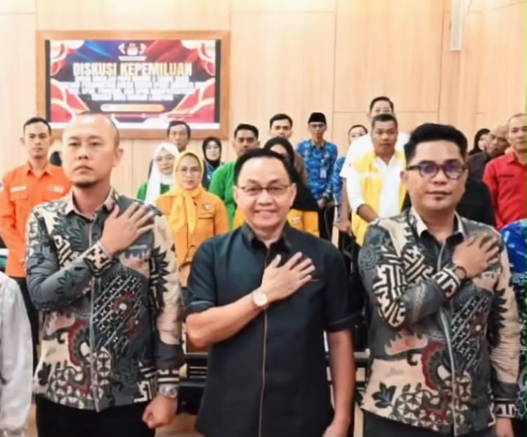 Diskusi Kepemiluan KPU, Ketua Fraksi PAN H. Erwansyah Tekankan Pentingnya Literasi Regulasi PAW DPRD